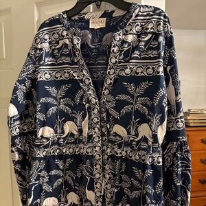 BEYOND BY VERA navy blue Bird Print Peasant Blouse Women's Size Large